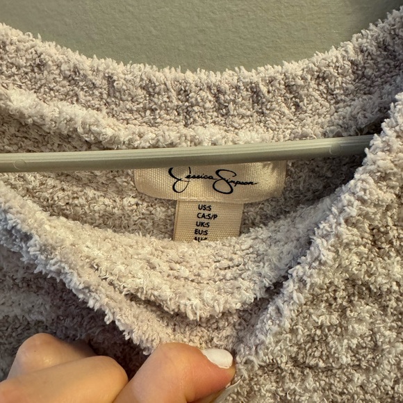 Jessica Simpson Sweater - Picture 2 of 2